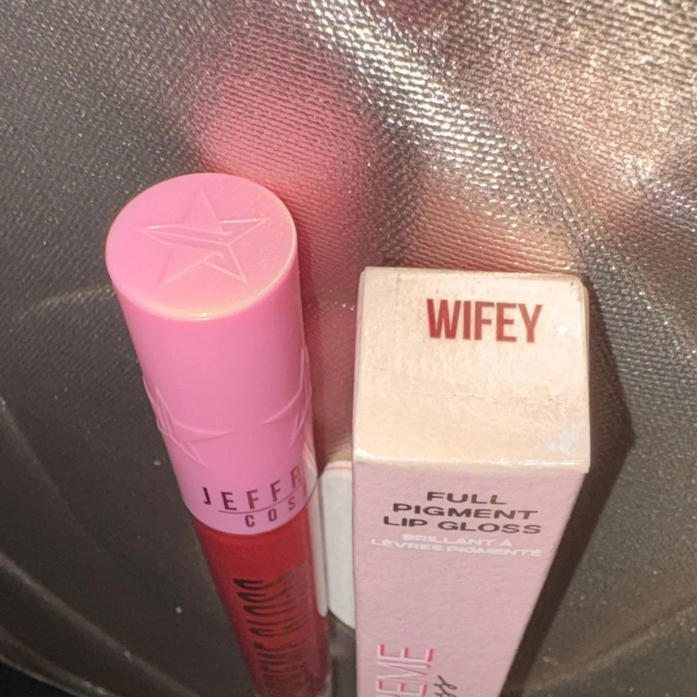 Jeffree Star Supreme Gloss Lip Gloss- Wifey NEW